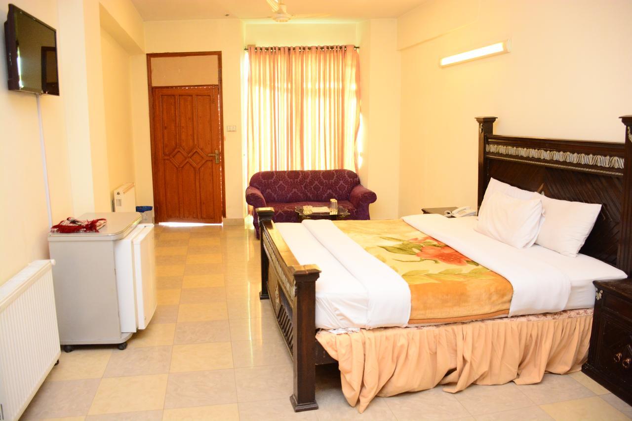 Hotel Move-N-Pick เมอร์รี ภายนอก รูปภาพ